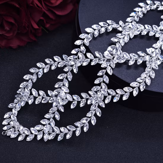 새로운 절묘한 진주 수 놓은 3D 꽃 레이스 수 놓은 직물 서정적 댄스, 발레 양재 가운을위한 페르시 레이스 아플리케